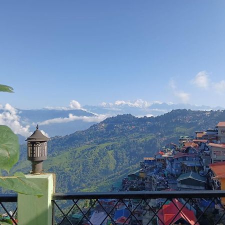Dew Drops Guest House Darjeeling  Bagian luar foto