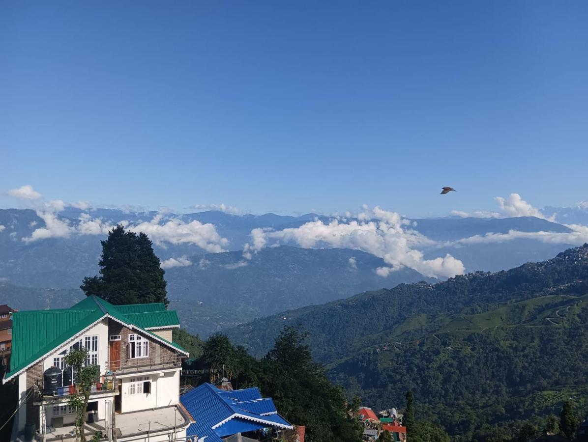 Dew Drops Guest House Darjeeling  Bagian luar foto