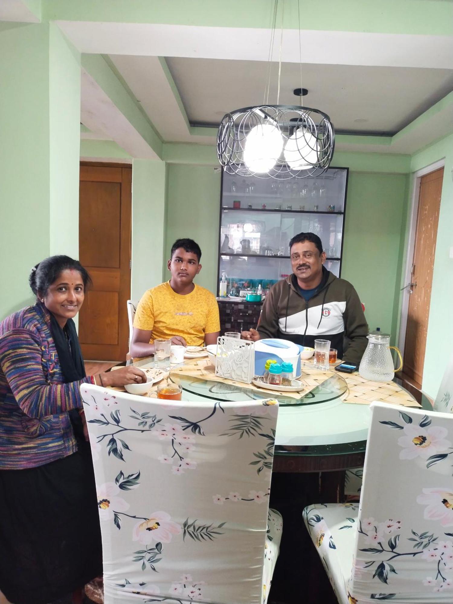 Dew Drops Guest House Darjeeling  Bagian luar foto