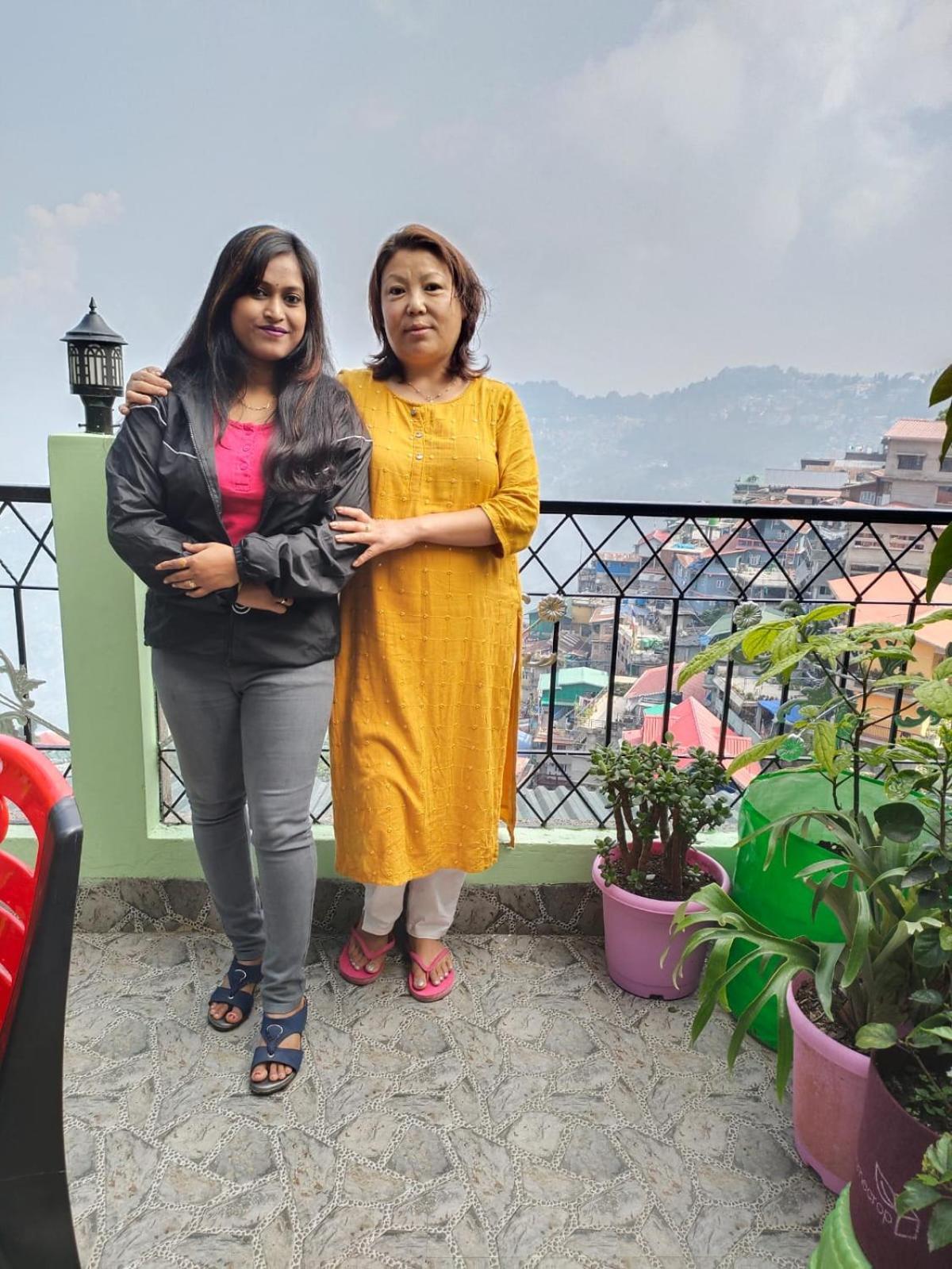 Dew Drops Guest House Darjeeling  Bagian luar foto